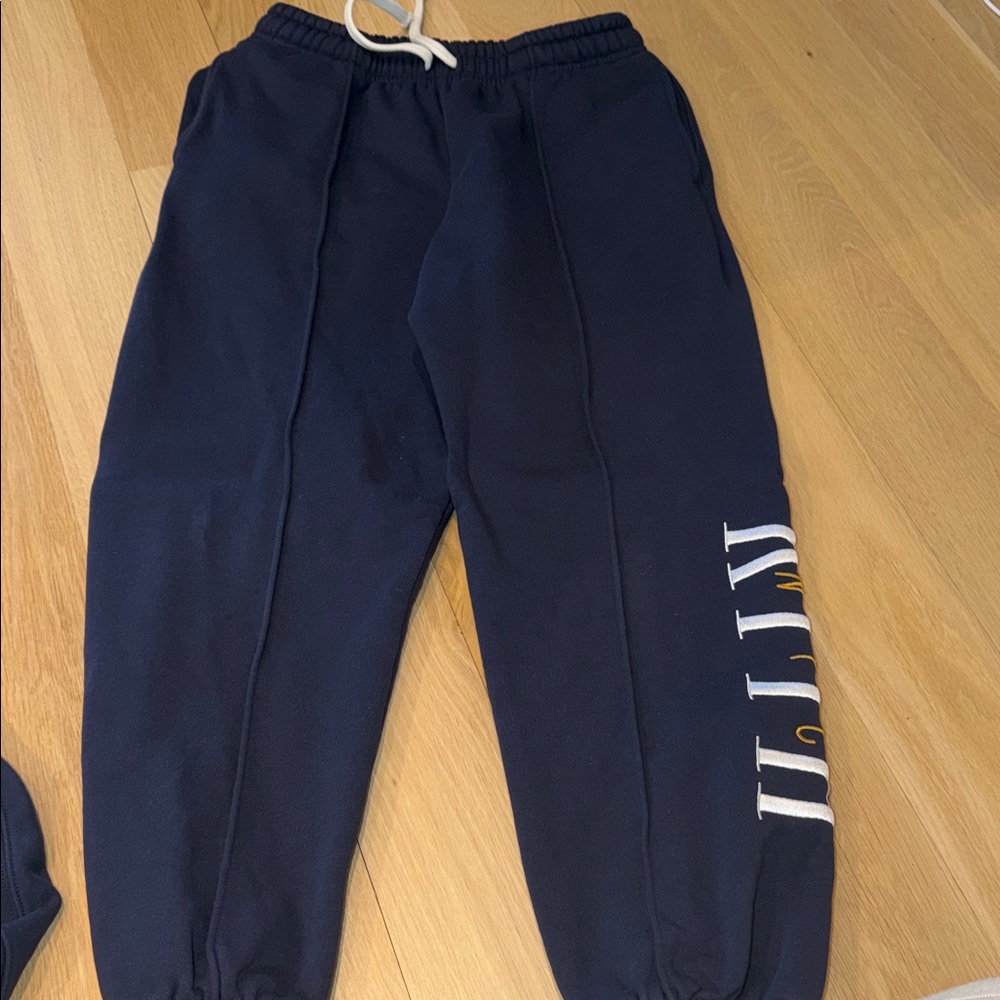 Kith Kids Navy Sweatshirt and Joggers with White Stripes - Picture 3 of 4